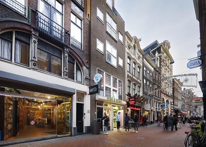 Ciao Papa Hotel Amsterdam Central Station