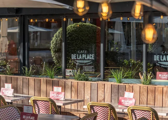 Hotel Restaurant de l'Océan - Coeur de ville, proche Grande Plage et Port Vieux Biarritz