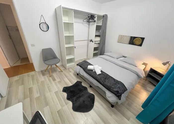 Chambre Parisienne - Proche RER&20 min Paris Créteil
