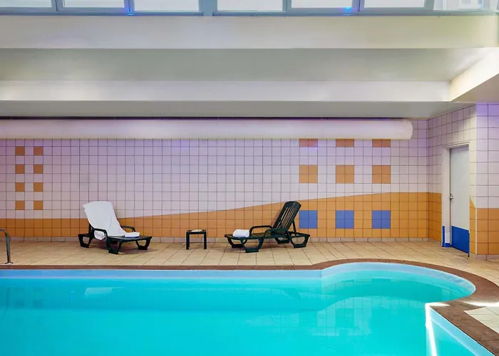 Hotel pas CherAdagio Access