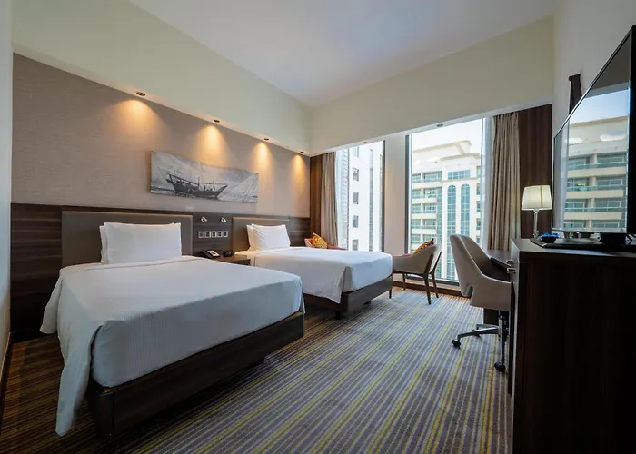 Hotel Hampton By Hilton Dubai Airport