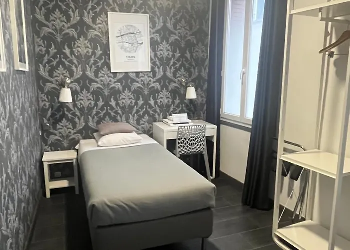 Hôtel Saint Eloi Tours