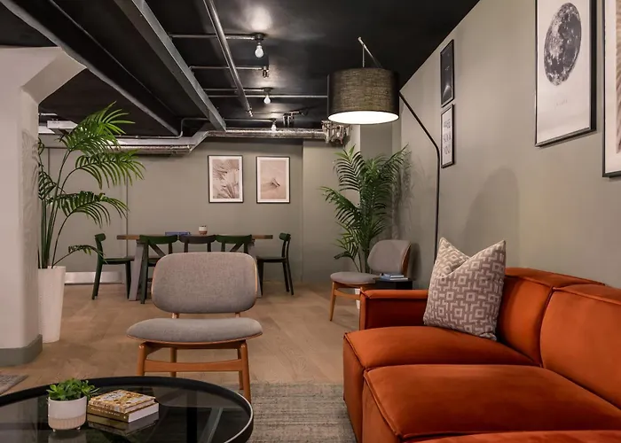 Zedwell Underground Hotel Tottenham Court Rd Londres