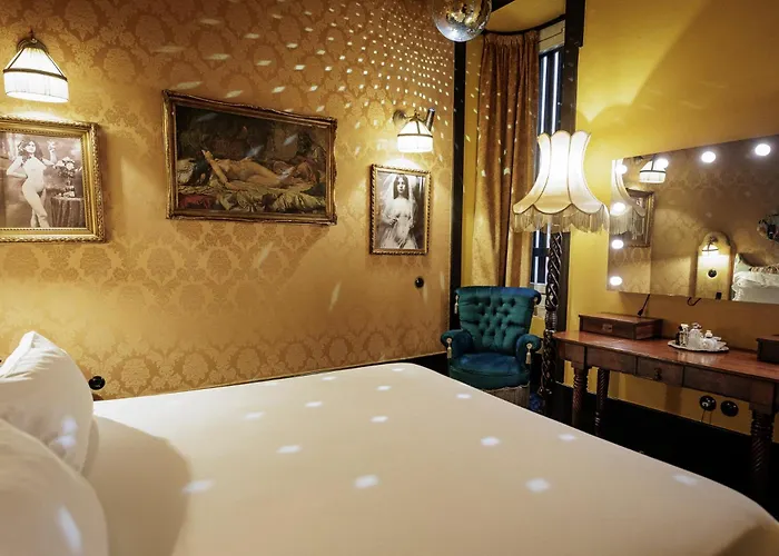 Pensao Amor Madam'S Lodge Lisboa
