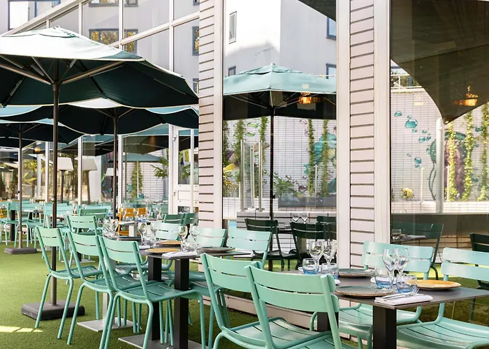 ibis Lyon Gerland Musée des Confluences