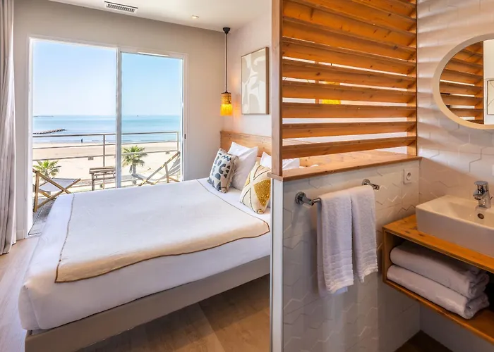 Hôtel Café Miramar Le Grau-du-Roi