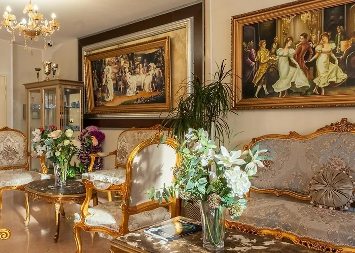 HOTEL ROYAL Paris Ivry