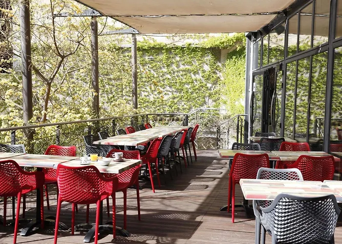 Holiday Inn Express Marseille Saint Charles, an IHG Hotel