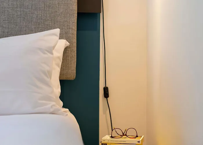 Hotel ibis Marseille Centre Euromed