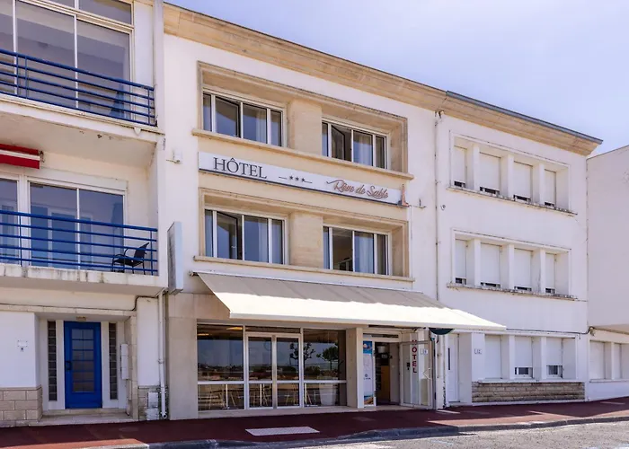 Logis Hôtel Rêve de Sable Royan