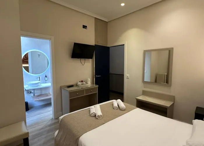 Hostal Atocha Almudena Martin Madrid