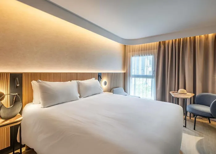 Holiday Inn Express Marseille Saint Charles, an IHG Hotel