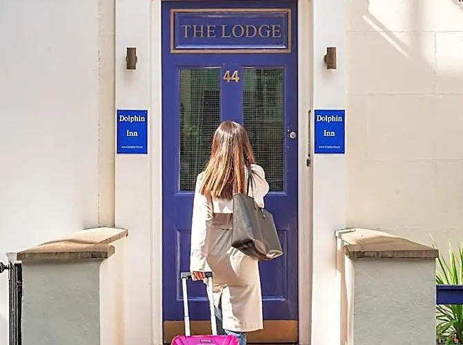 Dolphin Inn - The Lodge Londres