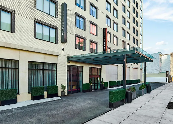 Residence Inn By Marriott New York Queens