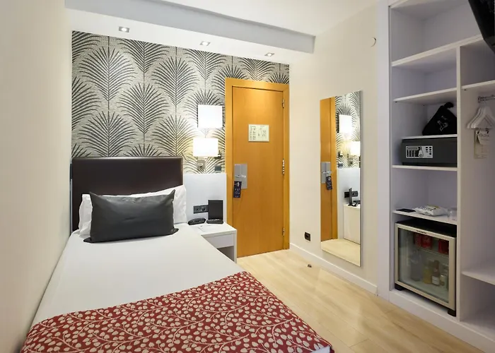 Hotel Catalonia Castellnou à Barcelone