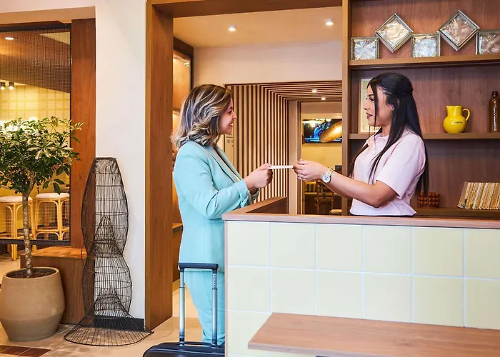 Greet Hotel Marseille Parc Chanot Velodrome By Accor