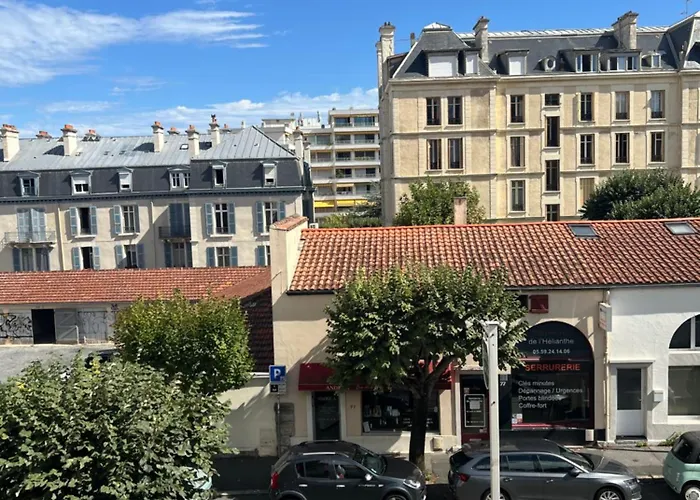 Hôtel VAL FLORES LOGIS Biarritz