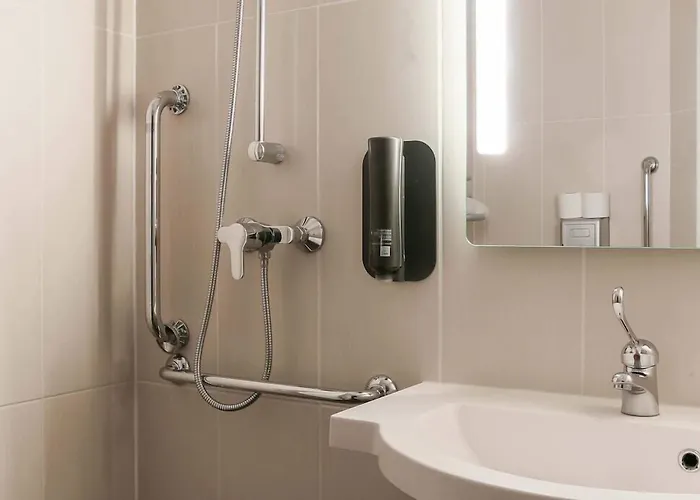 B&B HOTEL Marseille Estaque
