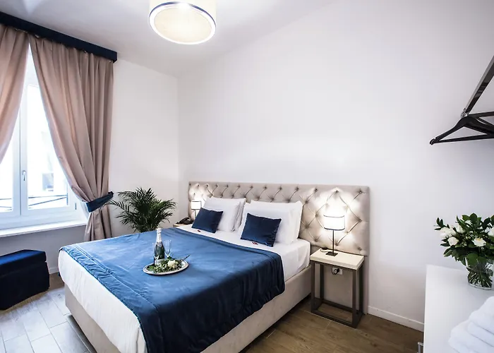 Chic & Town Luxury Rooms Piazza Di Spagna Rome