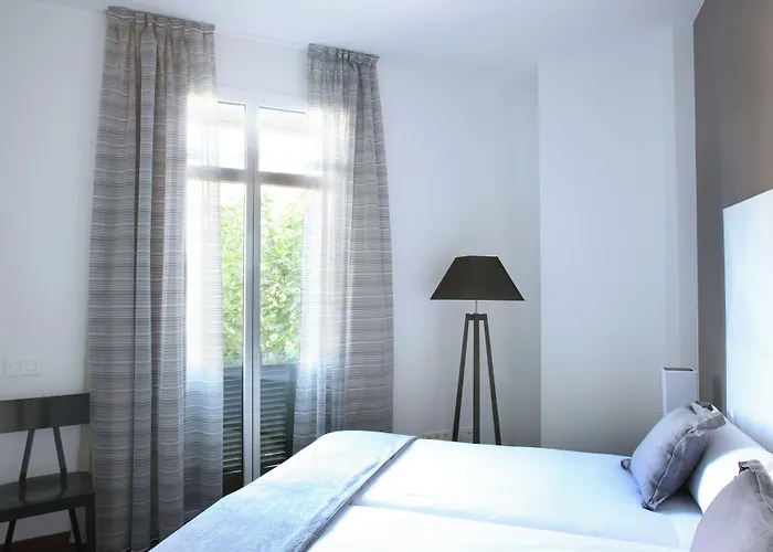 Mh Apartments Suites Barcelone