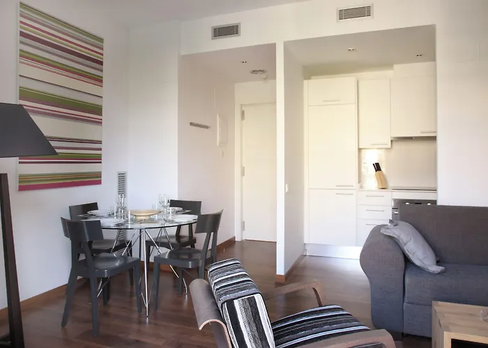 Mh Apartments Suites Barcelone