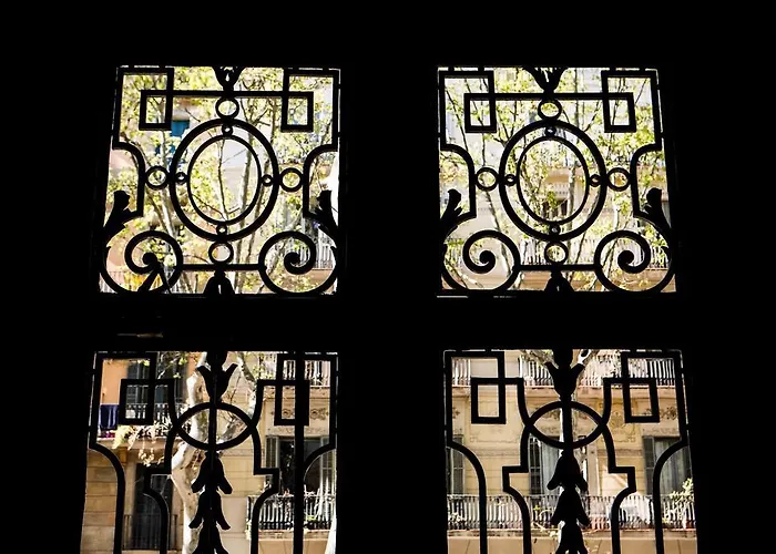 Born Barcelona Hostel (Adults Only)