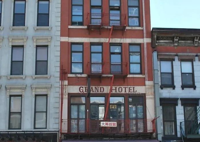 Bowery Grand Hotel
