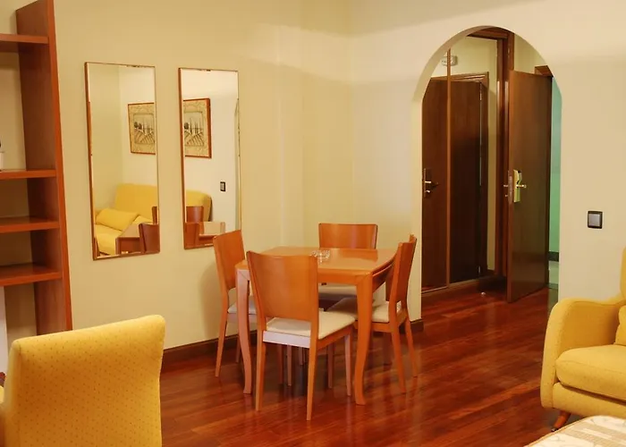 Hostal Los 5 Pinos Madrid