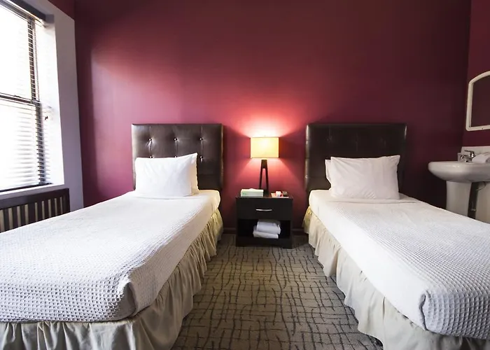 Broadway Hotel & Hostel New York