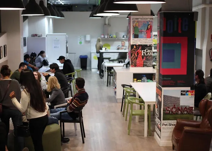 Hola Hostal Eixample