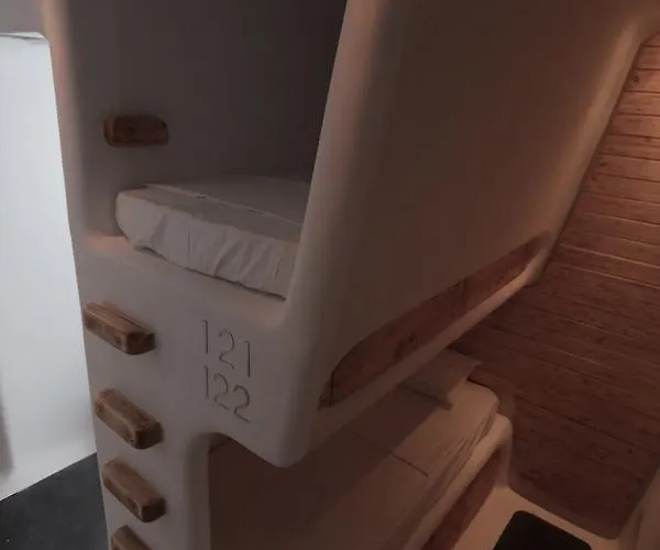 Mycocoon Hostel Mykonos Town