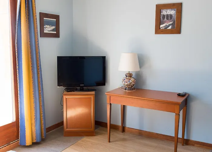 Baccarat Hostel Nice