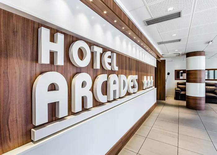 Hôtel Arcades Lourdes