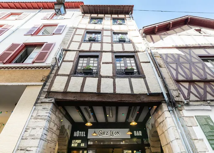 Hotel Le Port Neuf Bayonne